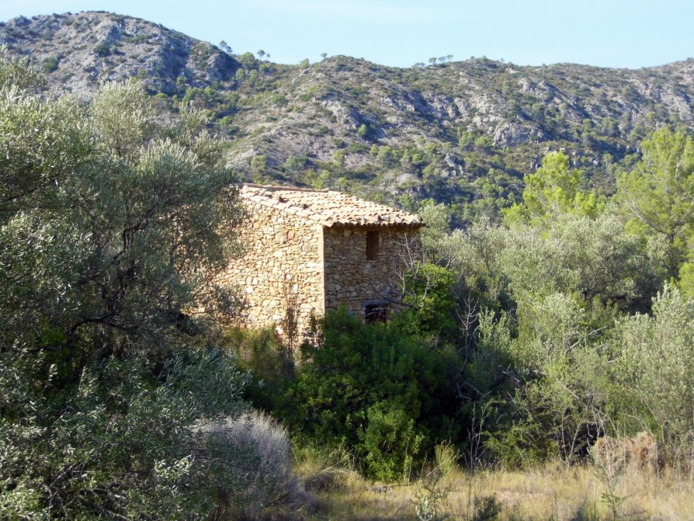 Benifallet stone house