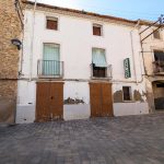 GINESTAR. LARGE VILLAGE PROPERTY WITH HOUSE, SHOP AND TERRACES - 62 000€   Ref: 169A/26